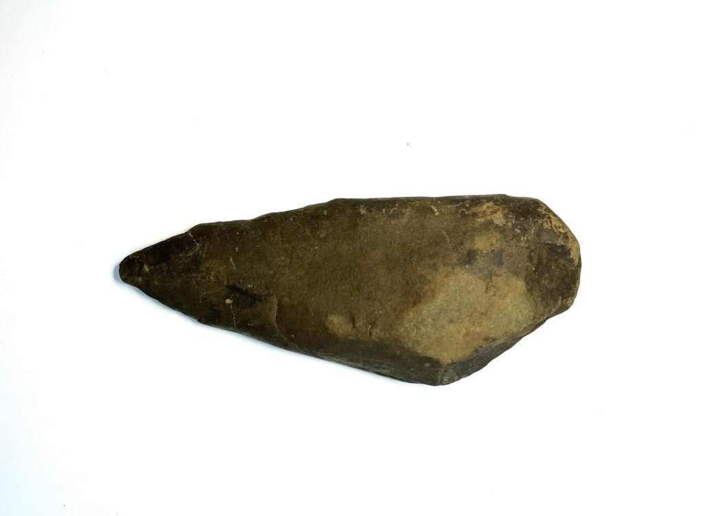 Single Shoulder Spear Point 4