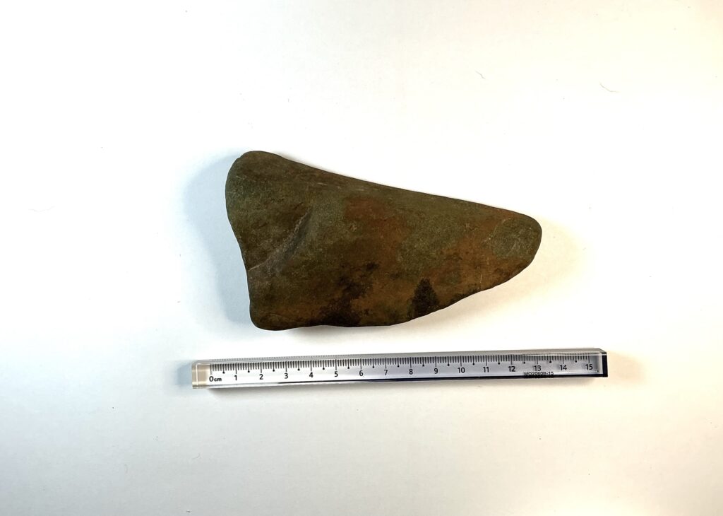 Grooved Short Spear Point